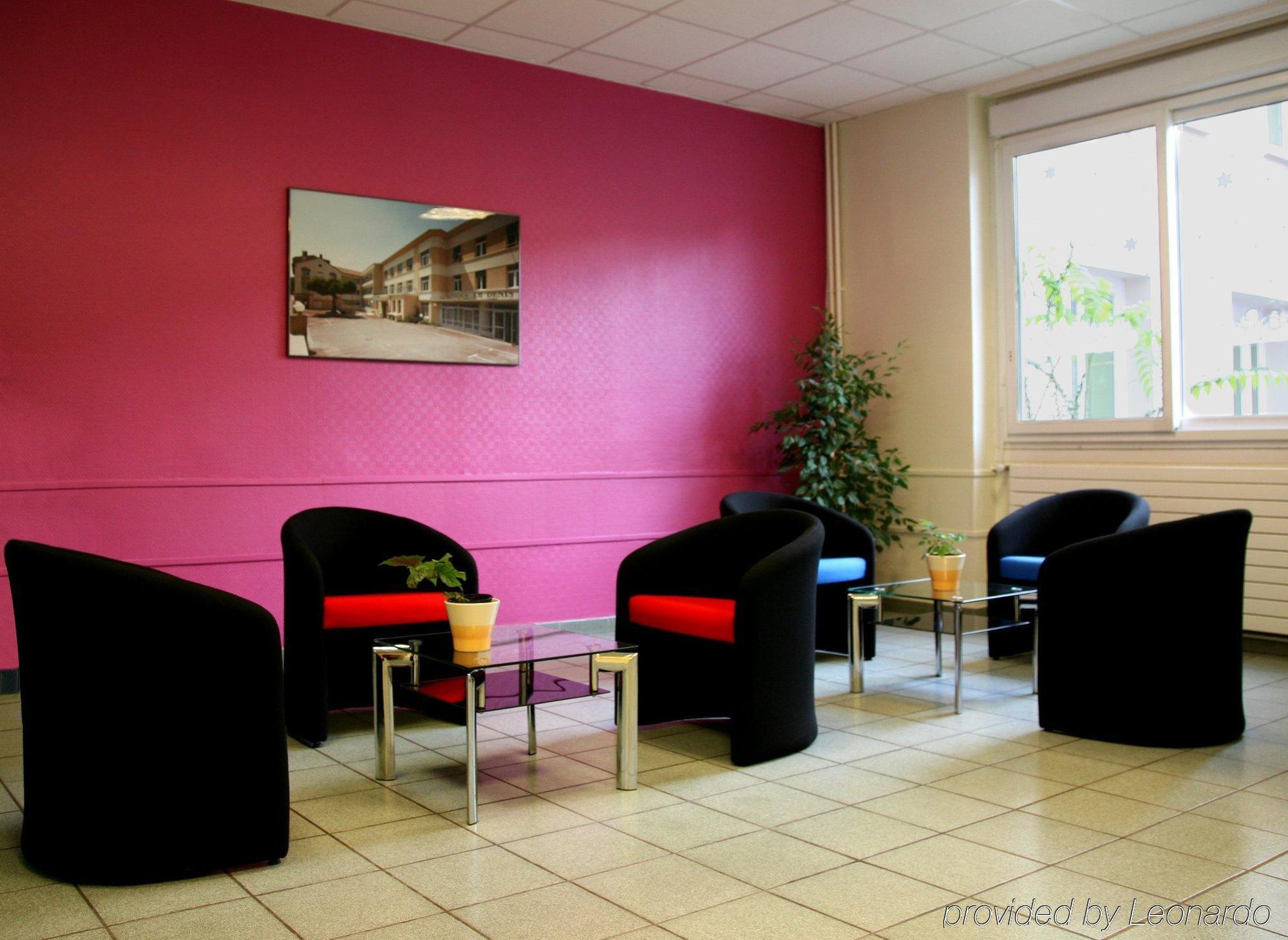 Mâcon Kosy Appart'Hotels - Le Cours Moreau المظهر الداخلي الصورة
