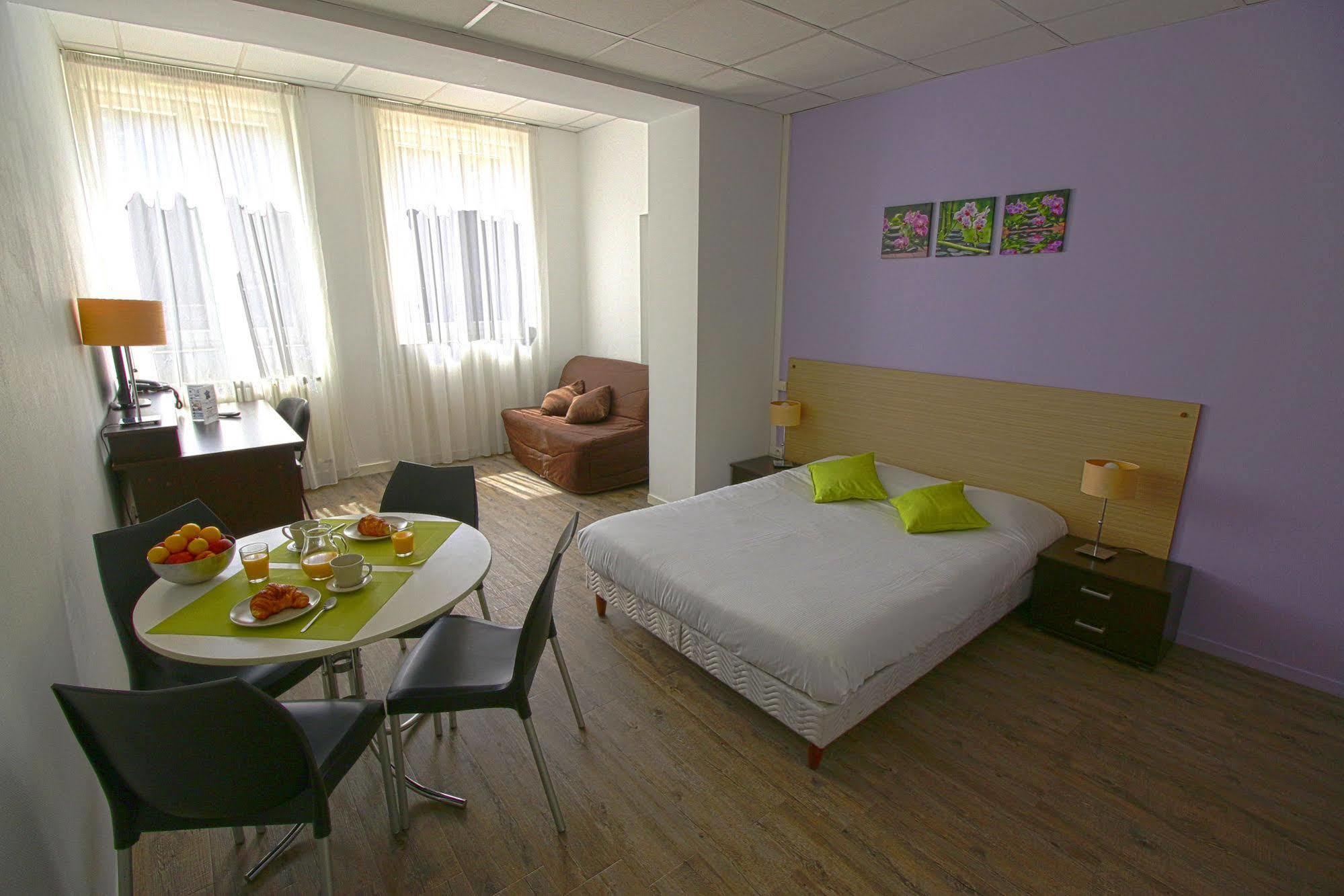 Mâcon Kosy Appart'Hotels - Le Cours Moreau المظهر الخارجي الصورة